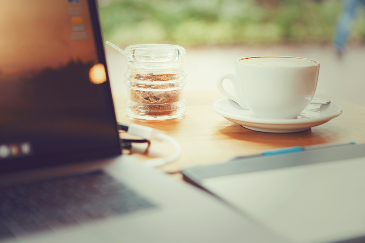 Drink-&-technology-image-of-hot-coffee